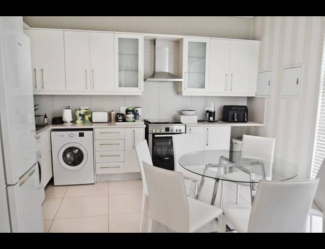 1 BEDROOM APARTMENT FOR SALE IN DUNKELD WEST